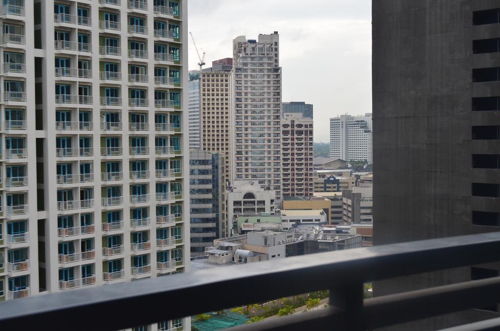 Greenbelt Madison Apartments Makati City Buitenkant foto