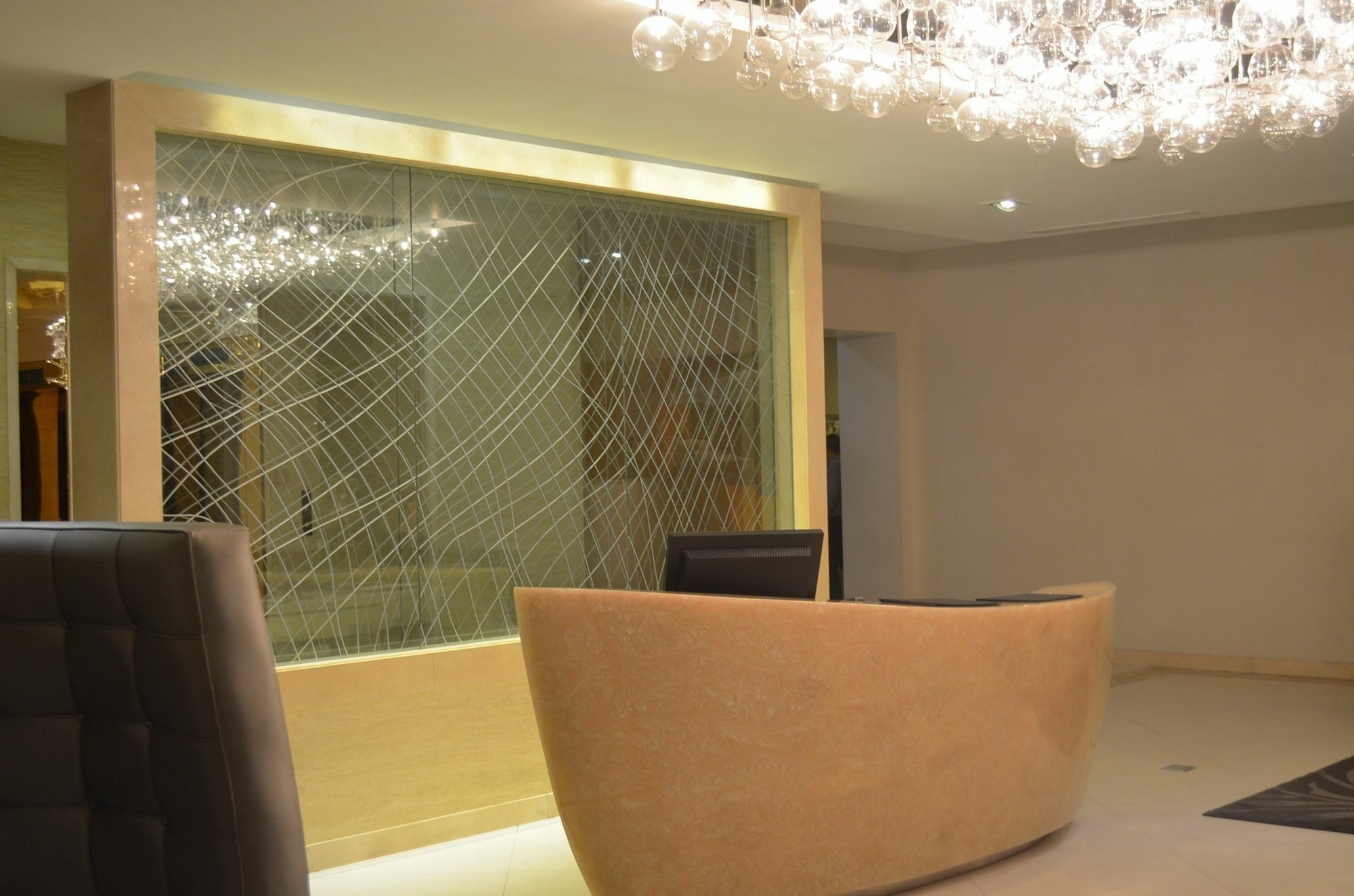 Greenbelt Madison Apartments Makati City Buitenkant foto